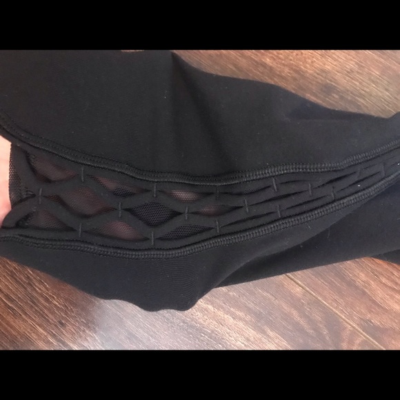 Ivivva cropped leggings size 10 - Picture 3 of 5